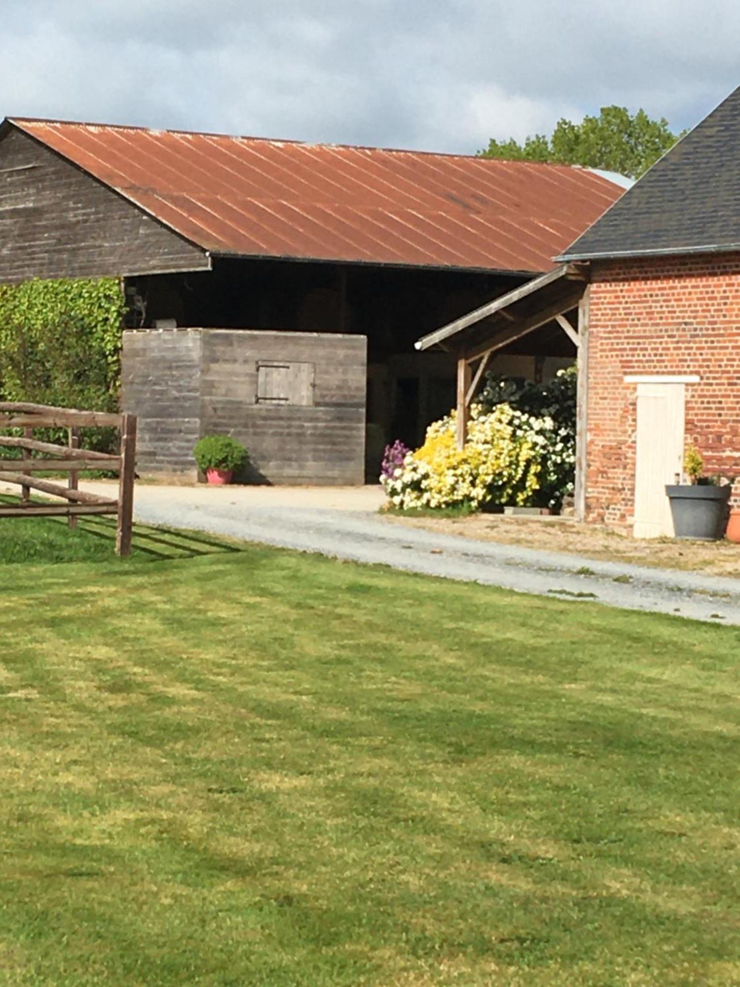 Saint-Michel-de-Livet B&B Haras De La Cour Fleury المظهر الخارجي الصورة